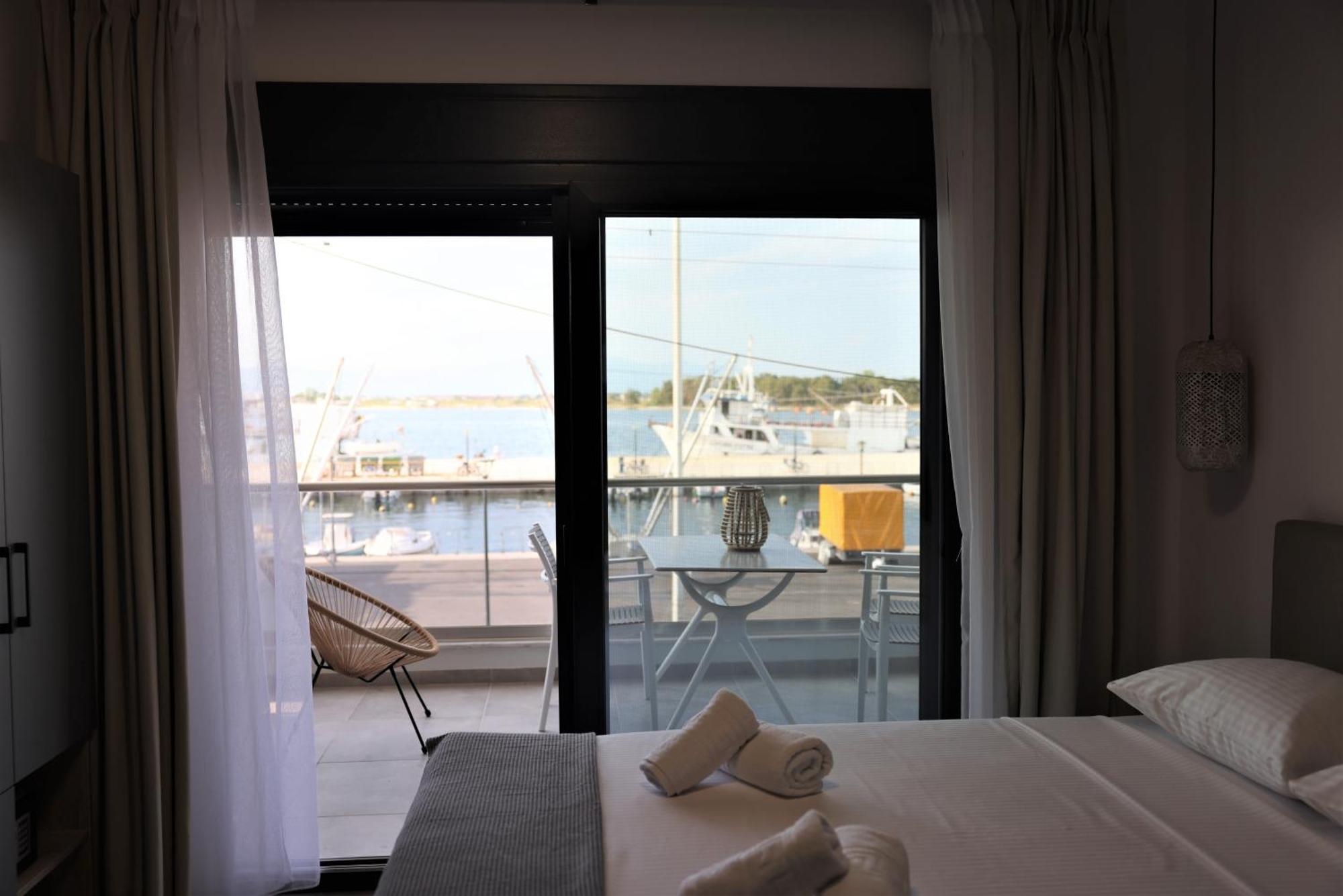 Nautico Rooms ケラモティ エクステリア 写真