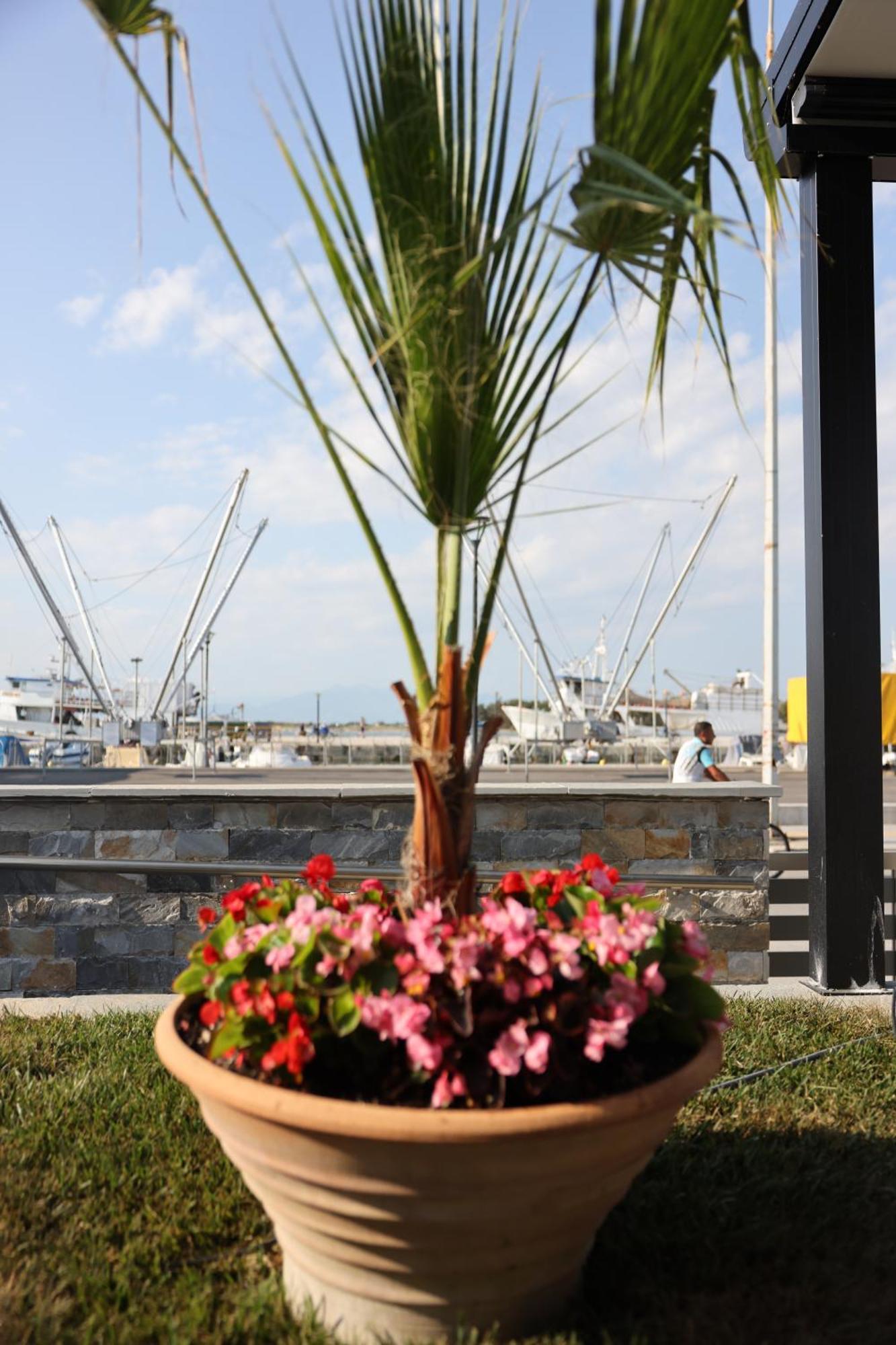 Nautico Rooms ケラモティ エクステリア 写真